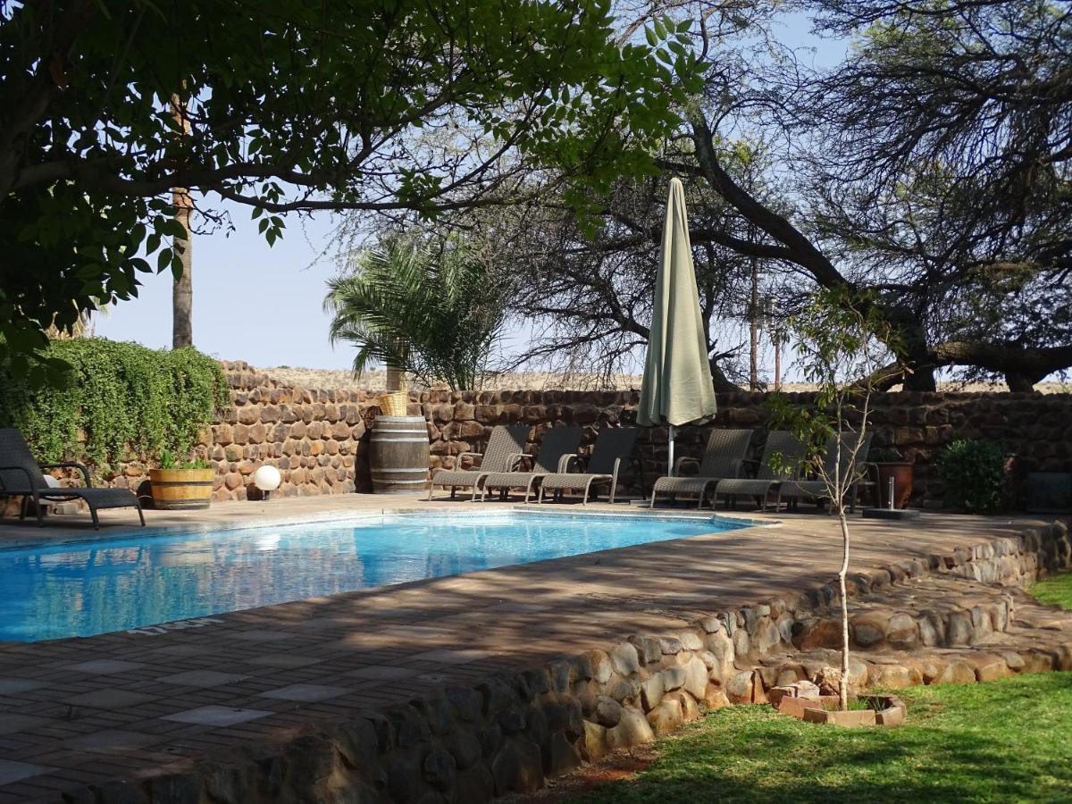 Kalahari Farmhouse Campsite Stampriet Kültér fotó